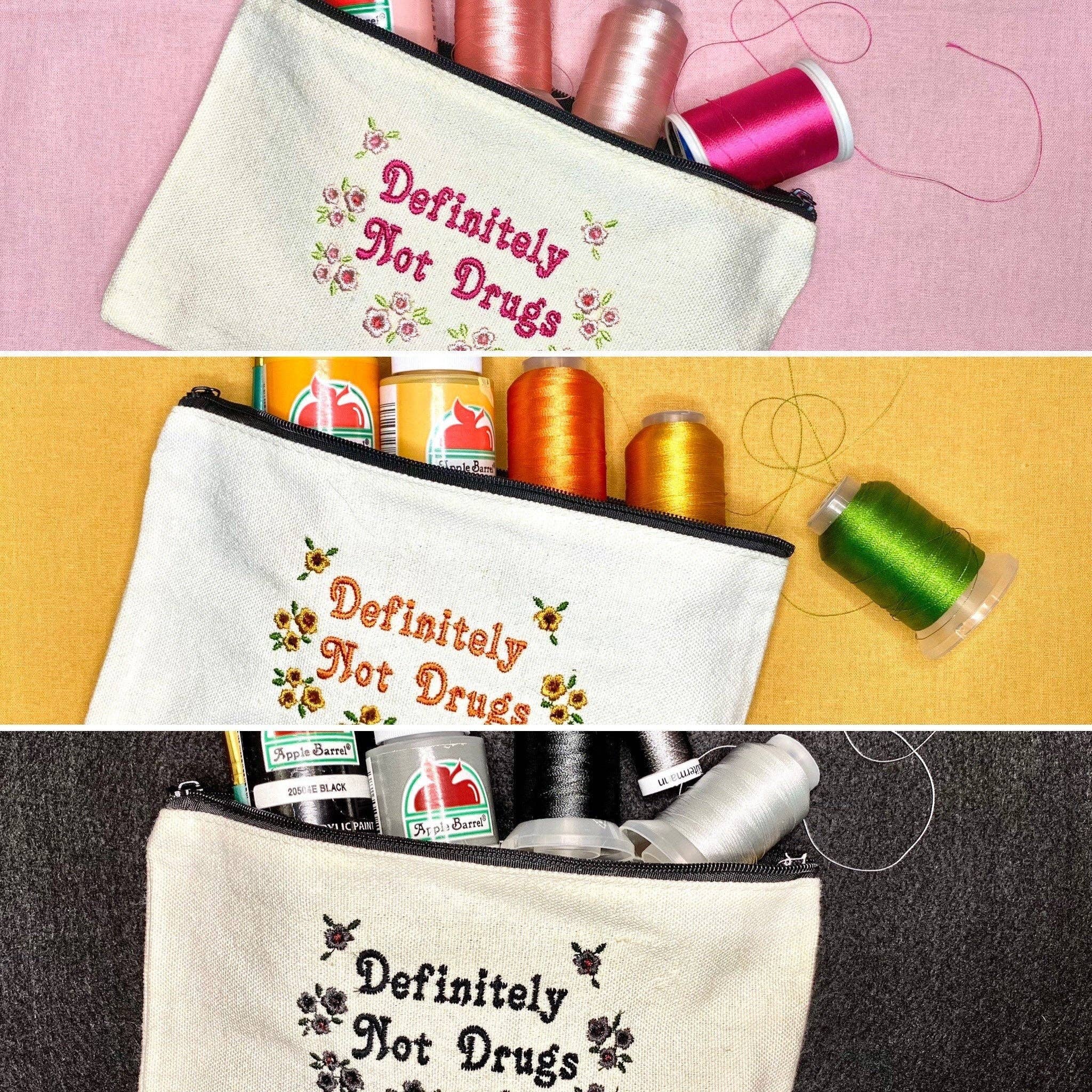 IncredibleGood Inc - Vente Pochette – femme - Definitely Not Drugs Pochette à fermeture éclair multifonctions brodée - Goth GF Black3