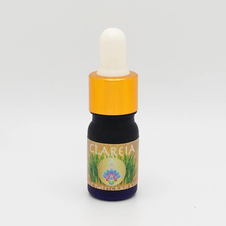 Organic Sweetgrass Absolute for wholesale by CLAREIA
