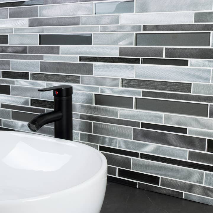 WS Tiles - Wholesale Wall Tile - Twilight Interlocking Mixed Aluminum and Glass Mosaic Tile, Backsplash for Kitchen and Living Space - 10 Square Feet Per Carton - Foil Backed Gray
