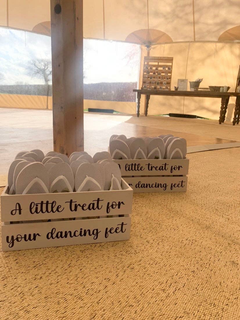 WinsterCreations™ – wholesale Sticker – A Little Treat For Your Dancing Feet - Flip Flop Box Stickers For Weddings Or Parties - Vinyl Only0