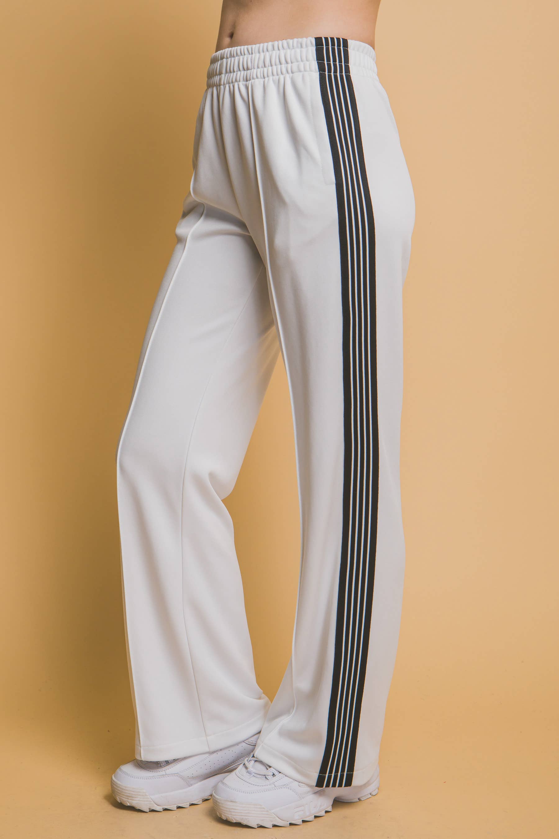 42POPS - Wholesale Athletic Sweatpants/Joggers - Women's - `.F/W Sweatpants bestseller8