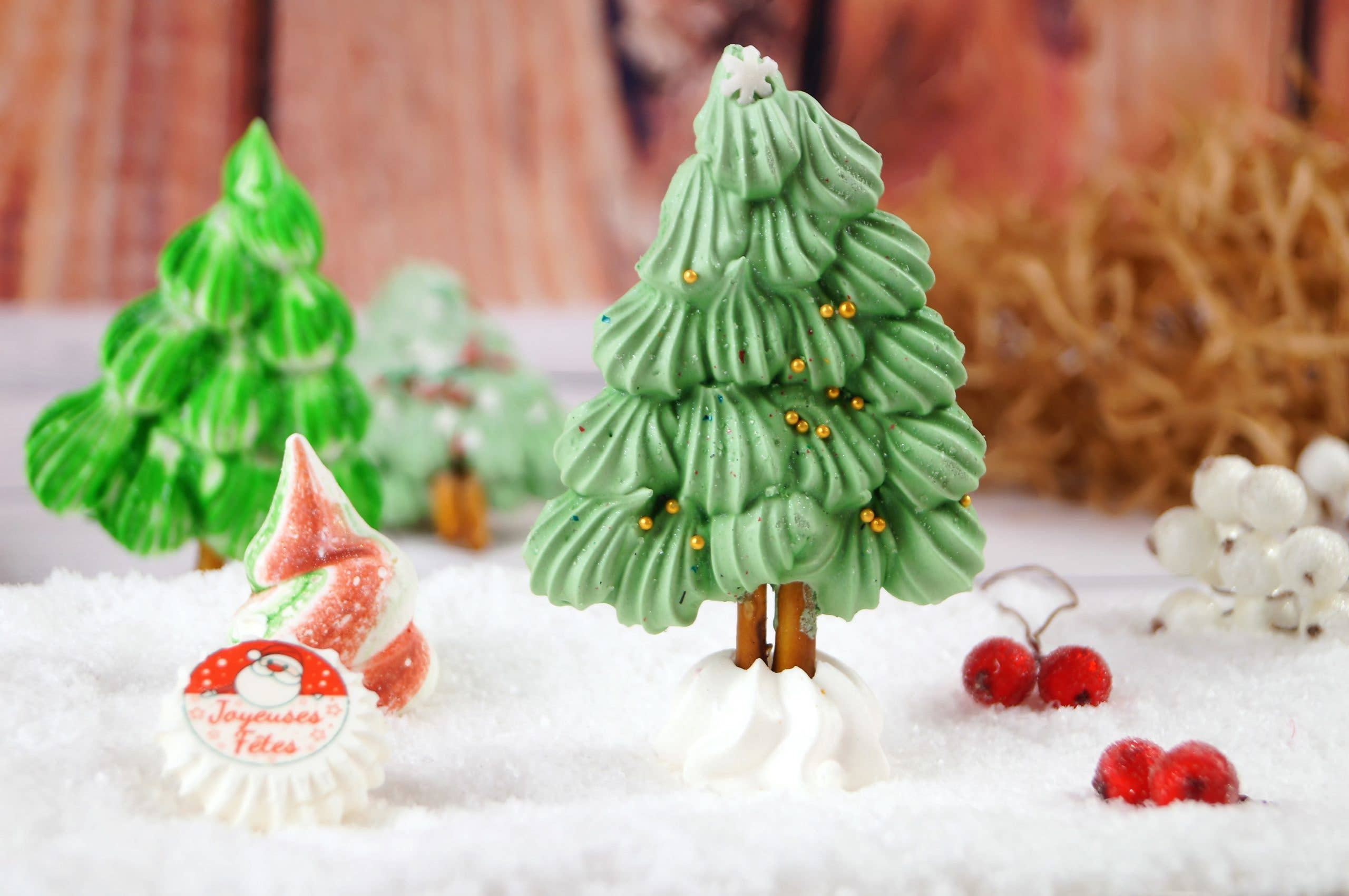 Ma Meringue – wholesale Kakor – Set med 12 maränger med julmotiv1