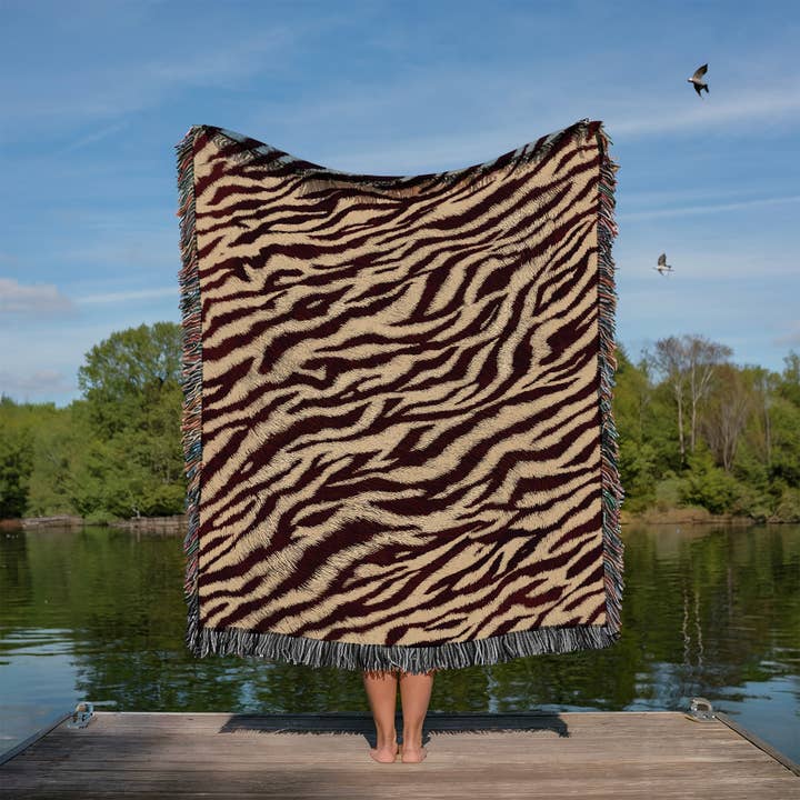 CasaIuliia - Wholesale Throw Blanket - Modern White Tiger Stripe Throw Blanket – Safari Home Decor4