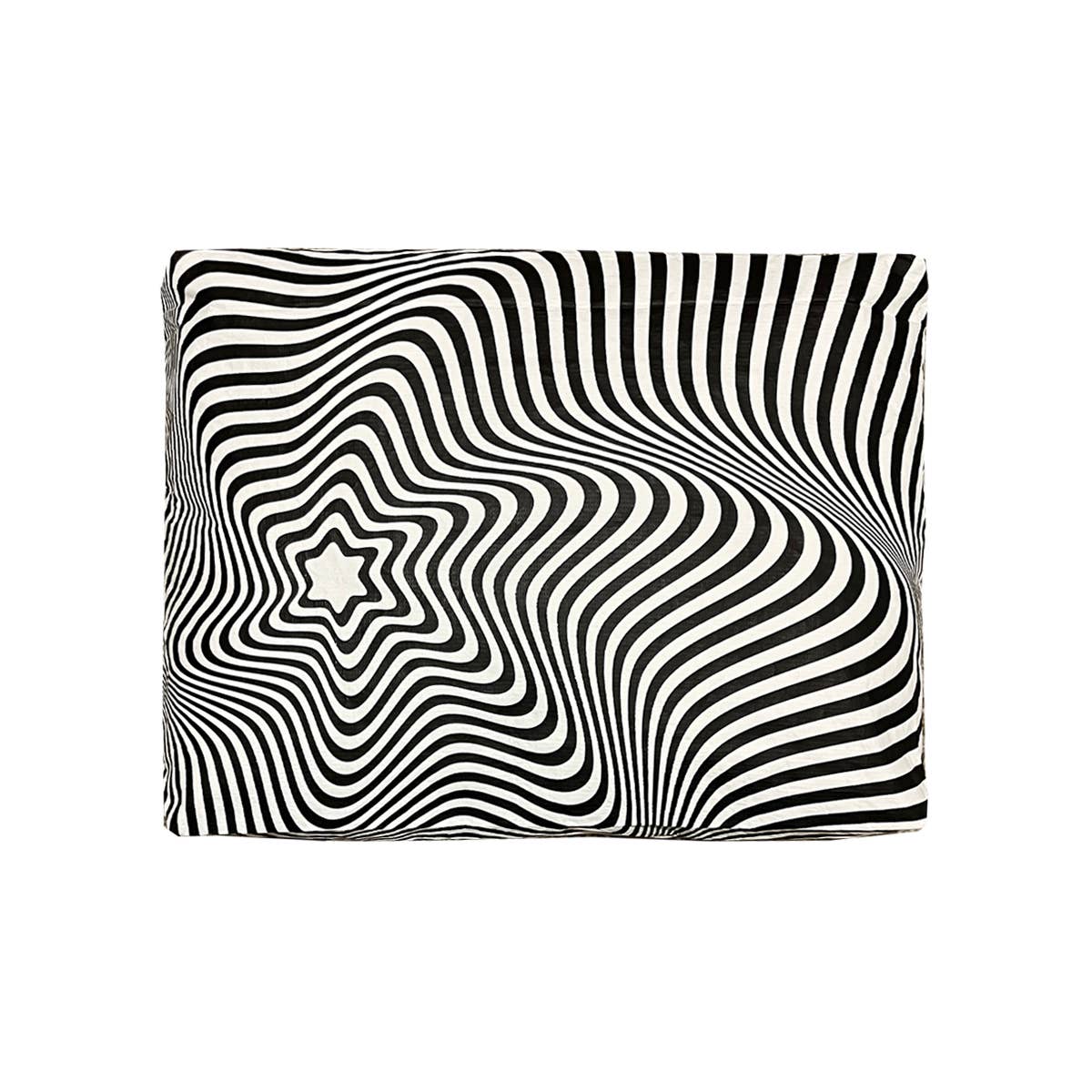 JNBFASHION.COM - Wholesale Pouch - Women's - 100% Coated Tyvek Material Geometric Design Beach Pouch1