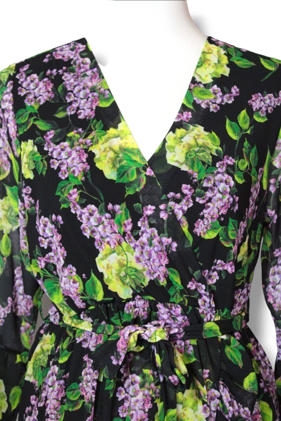 NINEF – Vestido - Mulher por atacado – Vestido Envelope Vibrant Meadow com Estampa Floral14