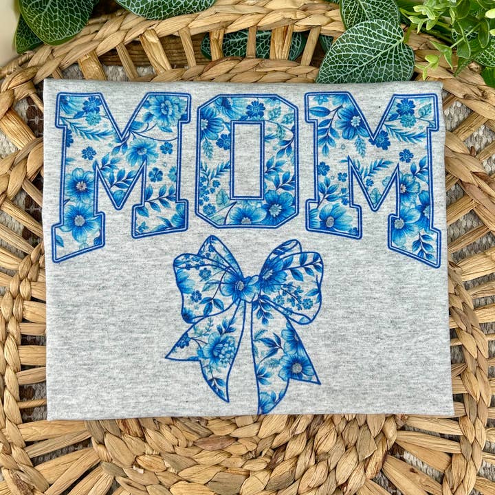 Mom with bow T-shirt for wholesale by Vs design shop boutique