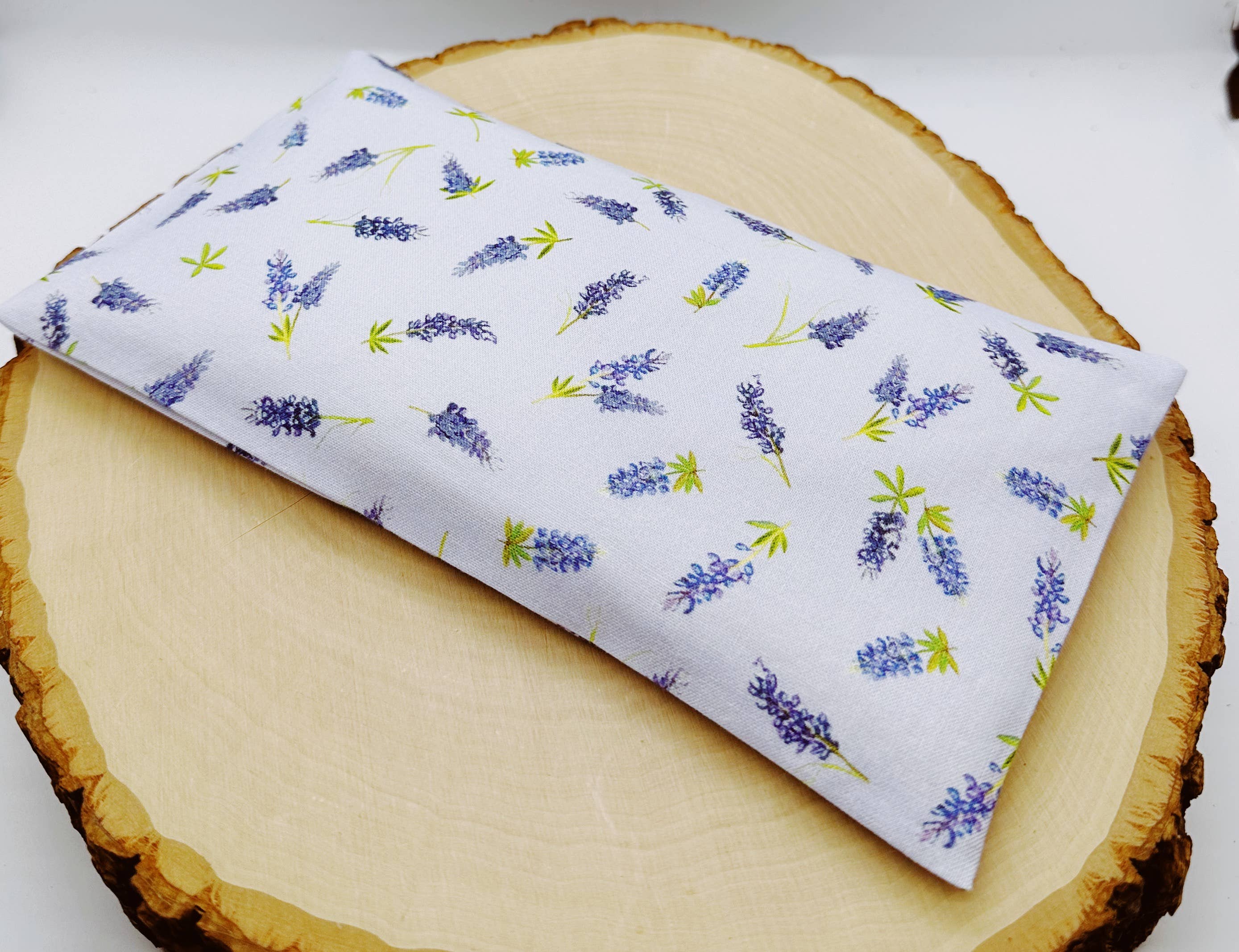 Wellness & Oils - Wholesale Spa/Therapy Pillow - Lavender Eye Pillow with Washable Cover-Blue Lavender Field1