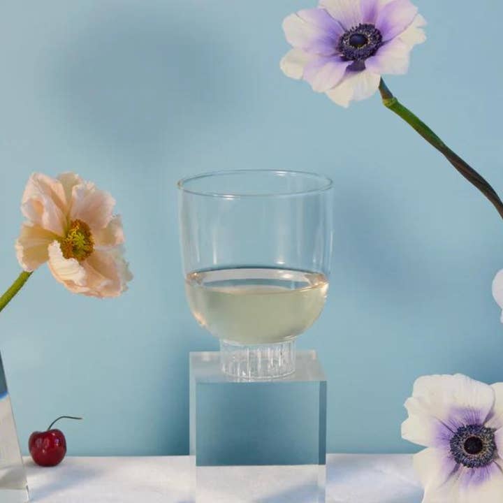 Clear Romantic Cocktail Glasses Grande | Set of Four for wholesale on Faire