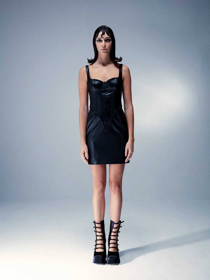 Anna Kjole for engroshandel hos Born Villain