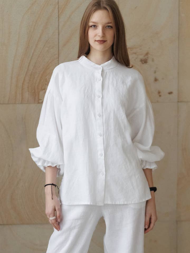Queenstown linen blouse for wholesale by VIL'NI