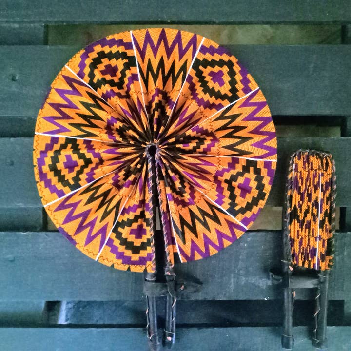 Ventilateur à main ROYAL KENTE pour la vente par The Afrophile