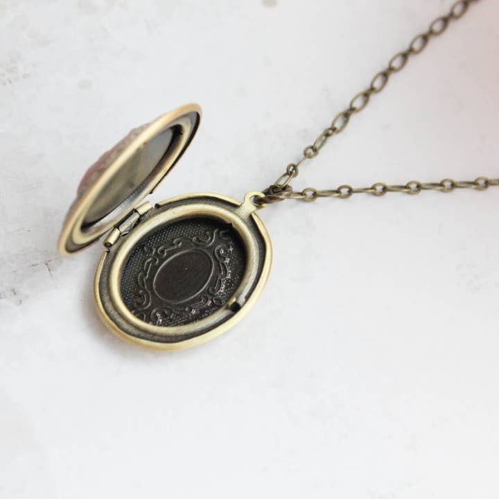 A Pocket of Posies - Wholesale Locket Necklace - Cameo Locket Necklace - Red Lady