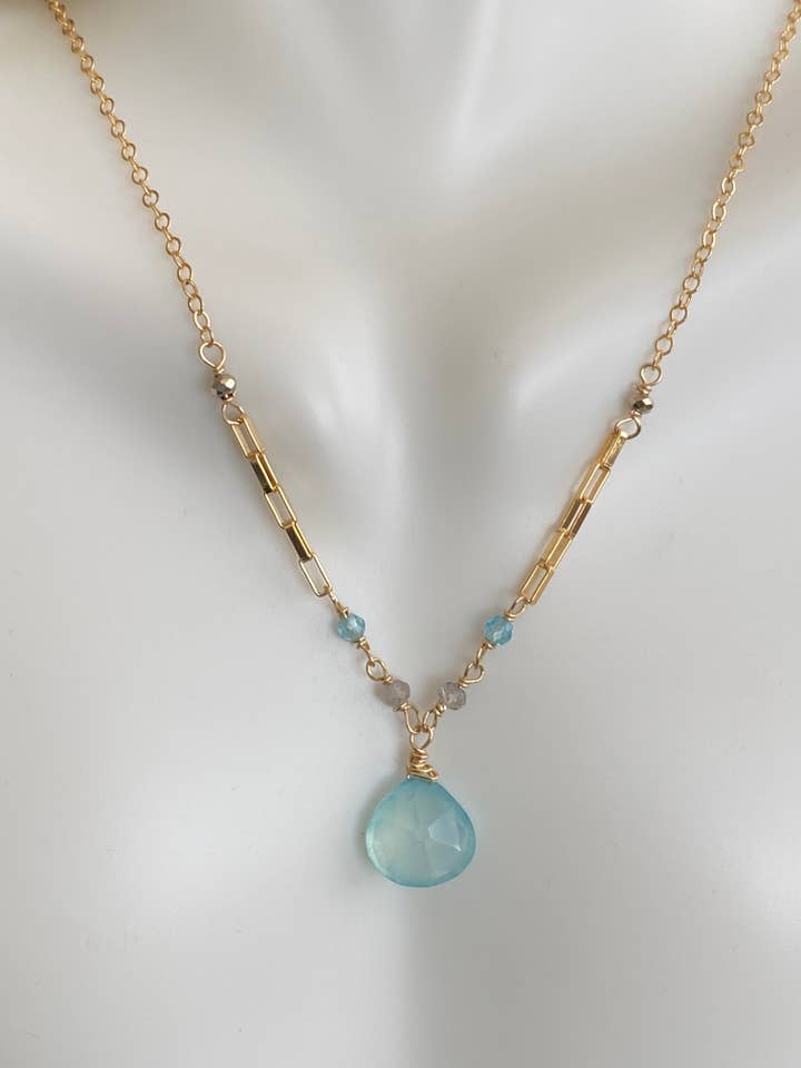 Calcedônia com rondelles de apatita, labradorita e pirita por atacado de Judy Brandon Jewelry