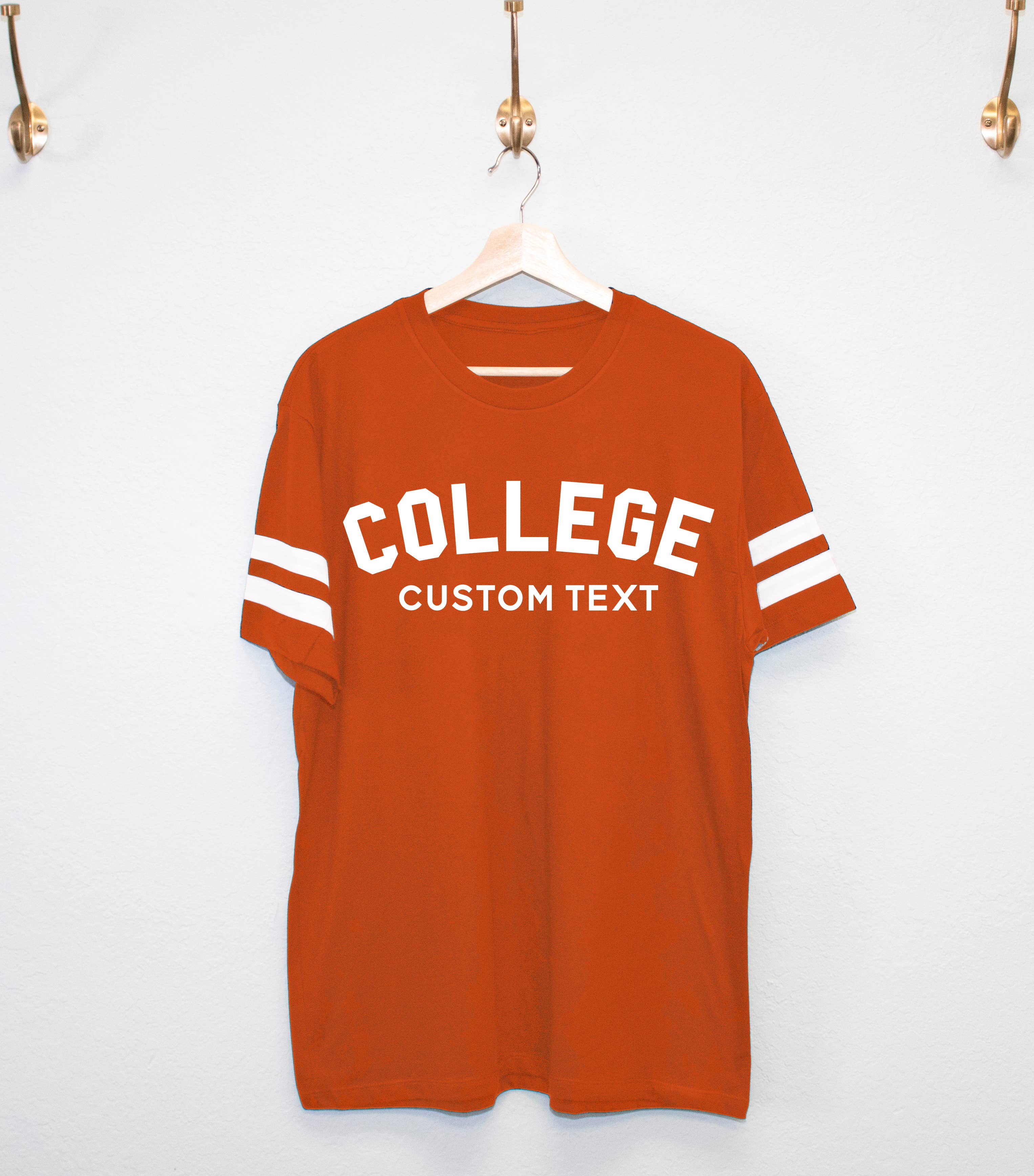 Nobullwoman Apparel - Vente T-shirt sérigraphié – unisexe - T-shirts unisexes VARSITY PERSONNALISÉS, Votre Équipe, École, Ville5