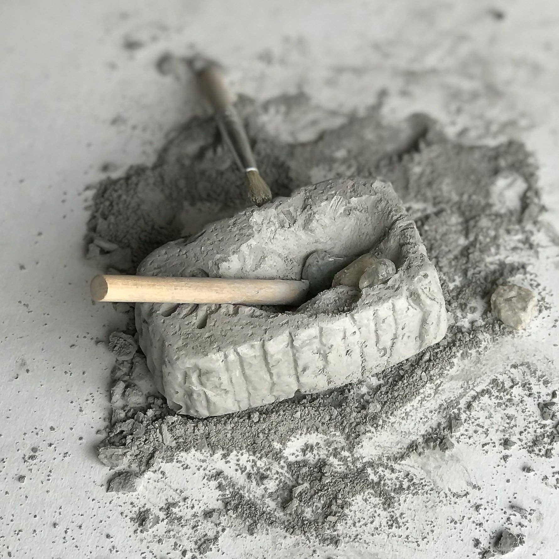 Heebie Jeebies USA - Wholesale Toy Set - Kids - Gemstone Dig Geology in Scientific Beaker3