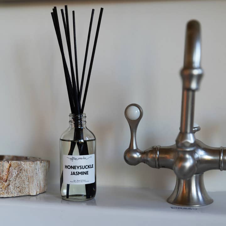Often Wander - Wholesale Reed Diffuser - Honeysuckle Jasmine – Reed Diffuser – 4oz