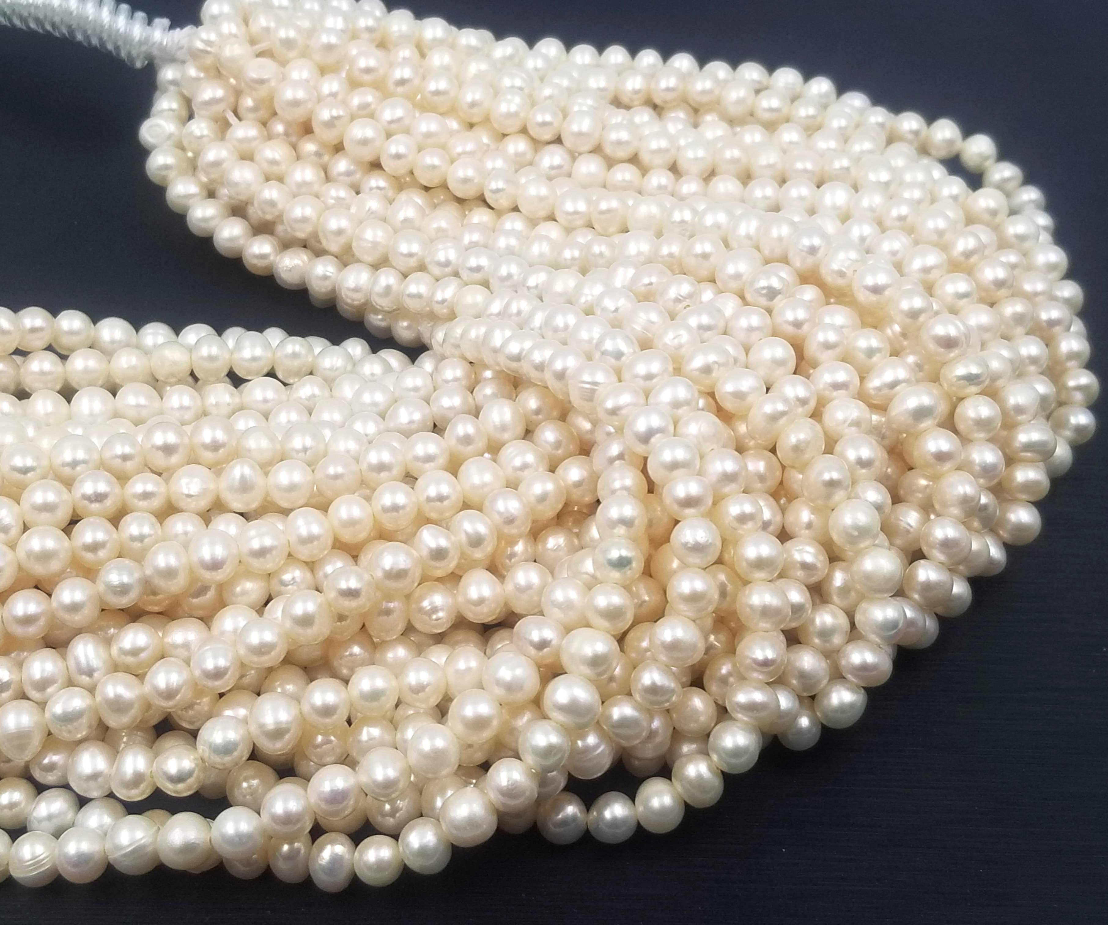 Beads Creation - Vente Perle - Perles de culture d'eau douce blanches en forme de pépite, centrées PRP36619