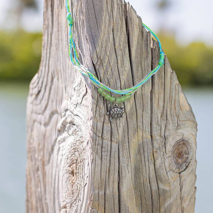 MARINE LIFE RESCUE PROJECT - Wholesale Charm/Dangle Bracelet - Sea Turtle Charm Bracelet on Species Mantra Wood Ornament