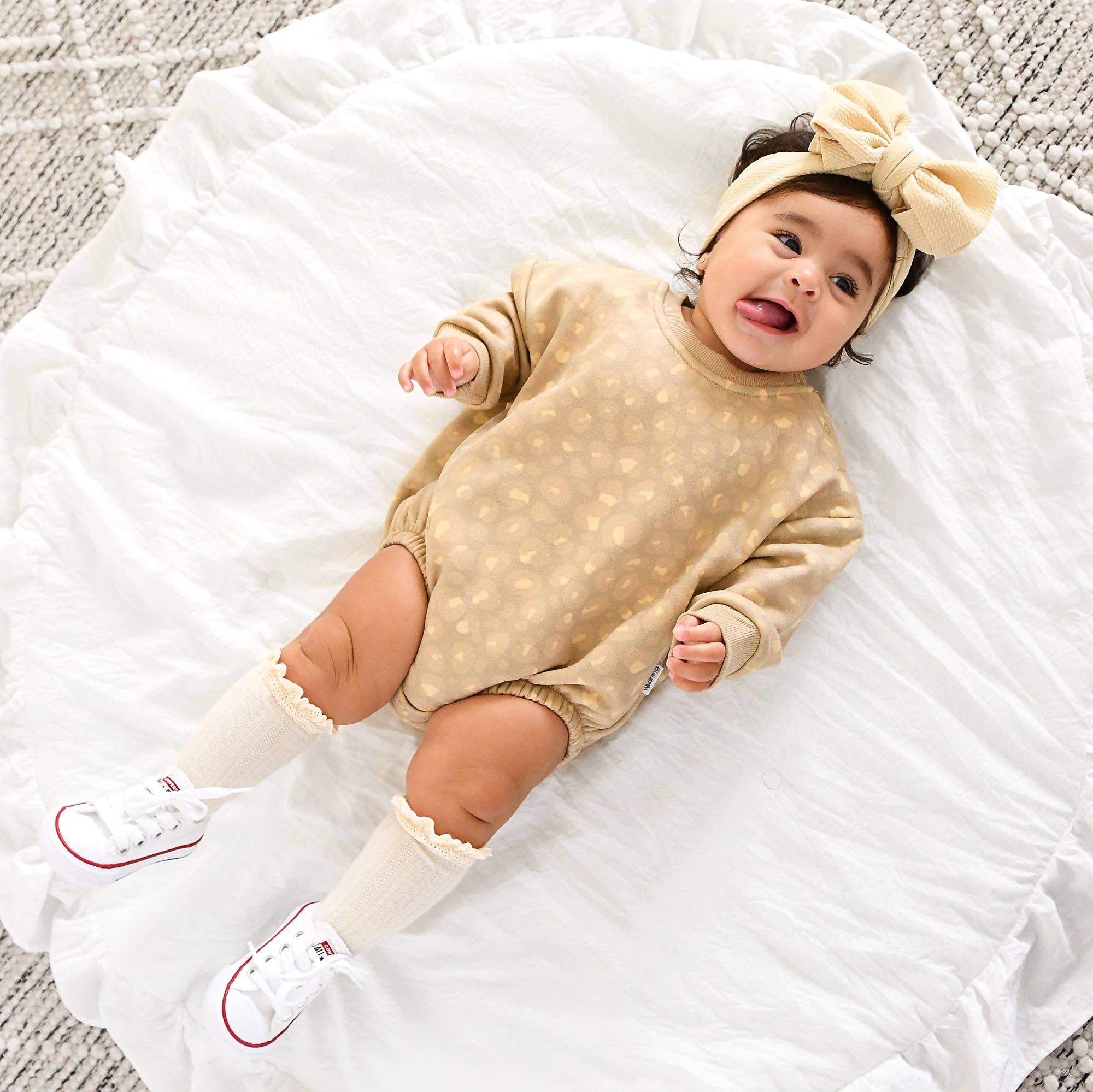 Gigi and Max - Wholesale Bodysuit (Non-Footed) - Baby - Amari Leopard SWEATSHIRT BUBBLE Baby Pullover Outfit6