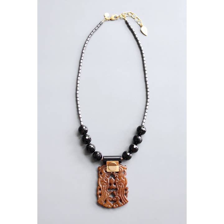 David Aubrey Jewelry - Wholesale Pendant/Charm Necklace - HYL319 Jade and black agate pendant necklace