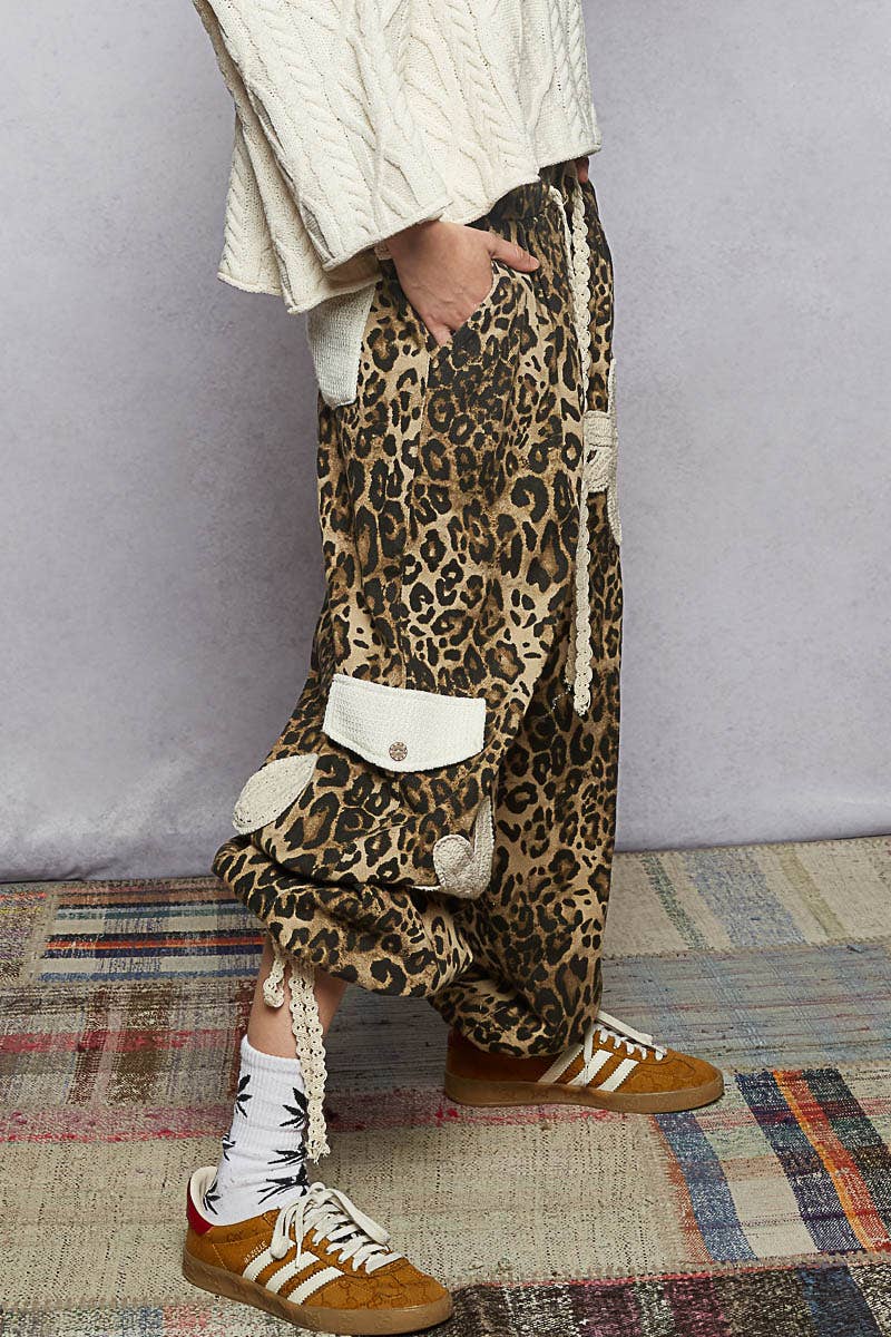 Pol Clothing - Wholesale Pants - Women's - Pleat Detail Floral Patchwork Cargo Pants22