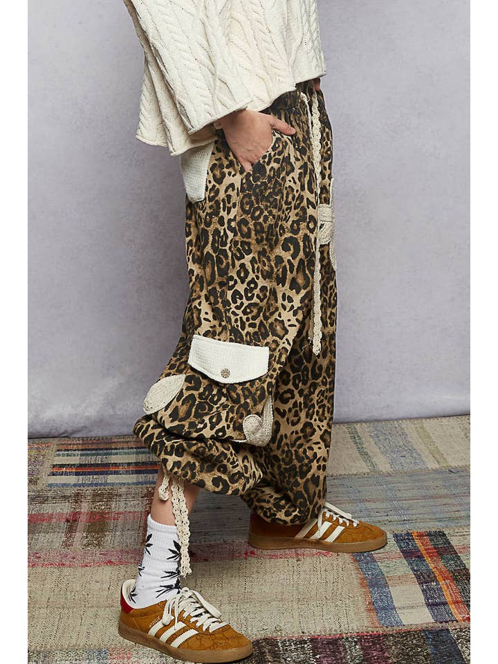 Pol Clothing - Wholesale Pants - Women's - Pleat Detail Floral Patchwork Cargo Pants22