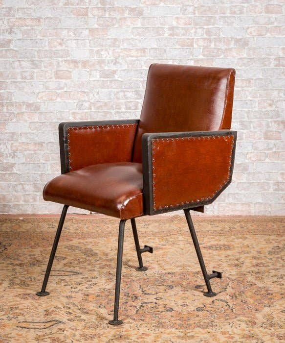 Antique Arte y Decoración - Wholesale Stoel - Antieke treinstoel2