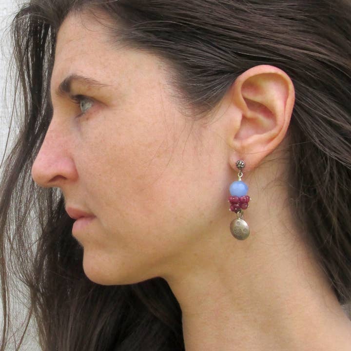 MoonTree Boutique - Vendita all'ingrosso Orecchini pendenti - Ciondolo in calcedonio blu, granato rodolite e argento sterling