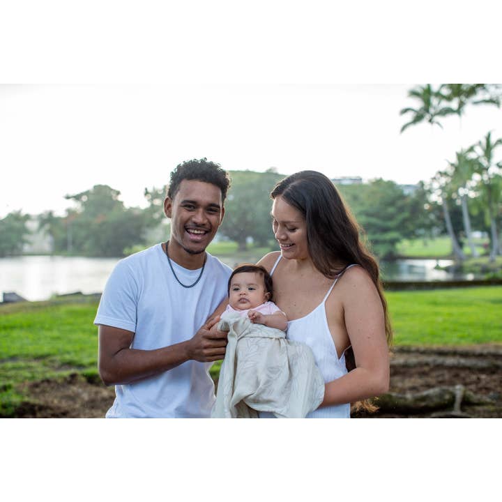 The Keiki Dept - Wholesale Swaddle - Baby - White Maile Strands Kapa Moe - Hawaiian Bamboo Swaddle5