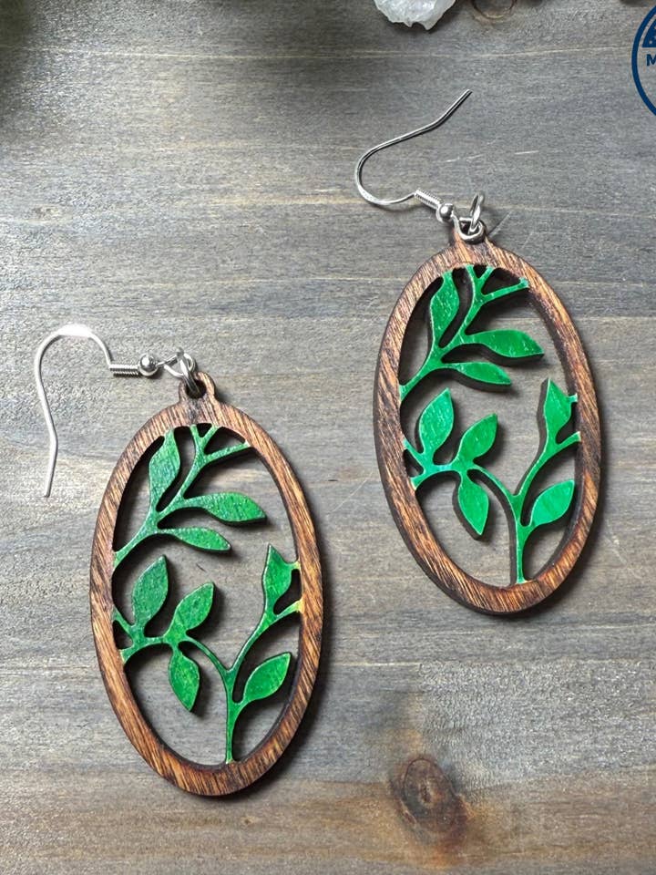 Boucles d'oreilles en bois de vigne pour la vente par From Within