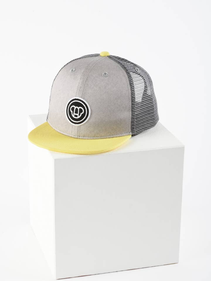 Cappellino bambino colorblock Grigio/Giallo Canarino per la vendita all'ingrosso da parte di ALLMEMBERZ