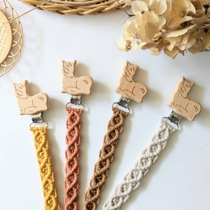 Honorine&Jean – wholesale Pacifier clip – Baby – Wooden Clip Pacifier Clip