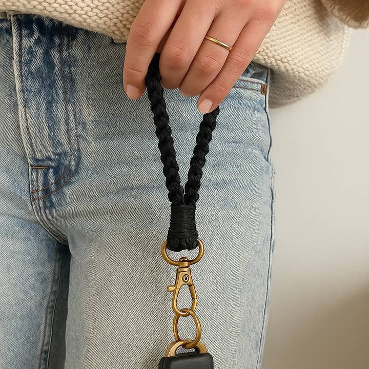 Porte-clés en macramé noir - Ganse en tissu pour clés  pour la vente par Atelier HM Design