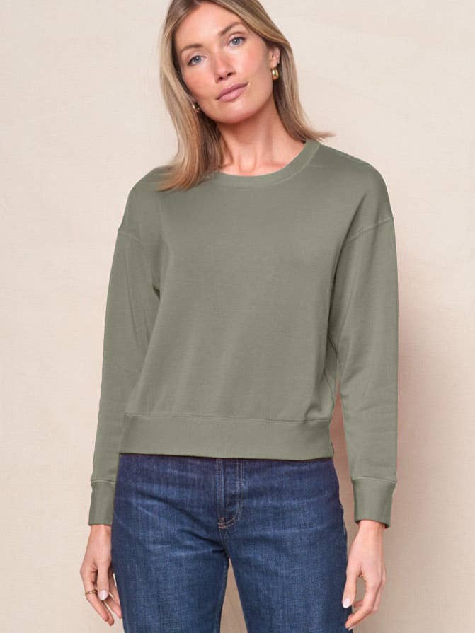 Pull ras du cou en polaire douce en thym pour la vente par Stateside