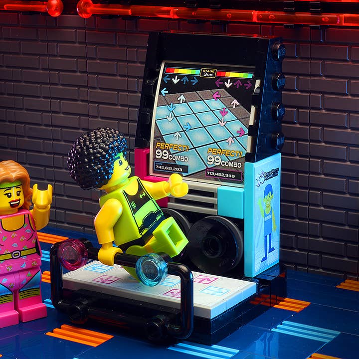 B3 Customs - Wholesale Building Set - Kids - Arcade Dance Machine Minifig Building Set made using LEGO parts - B3 Customs1
