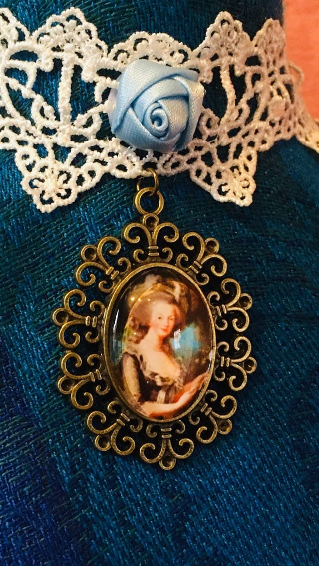 Elysium Pendants – Engroshandel Choker/colliers – Rokoko blondechoker fra 1700-tallet med dronning Marie-Antoinette4