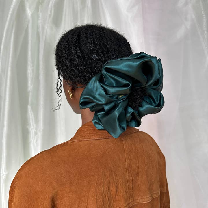 Room Shop – wholesale Scrunchie - Women’s – Giant Satin Scrunchie8