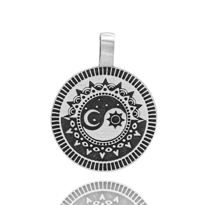Nirvana - Wholesale Individual Charm/Pendant - Yin Yang with Sun & Moon