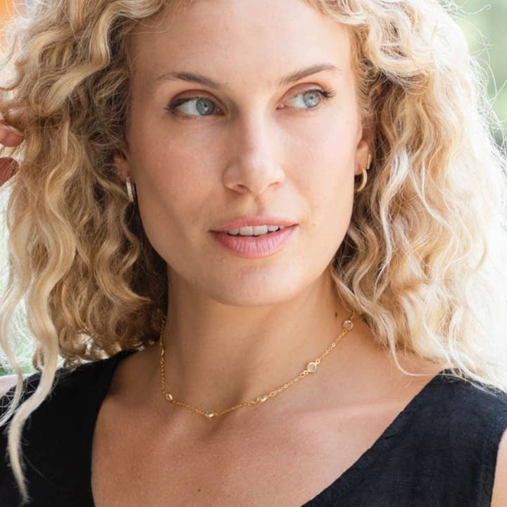 Splendid Iris - Wholesale Link & Chain Necklace - Framed Crystal Accented Collar Necklace1