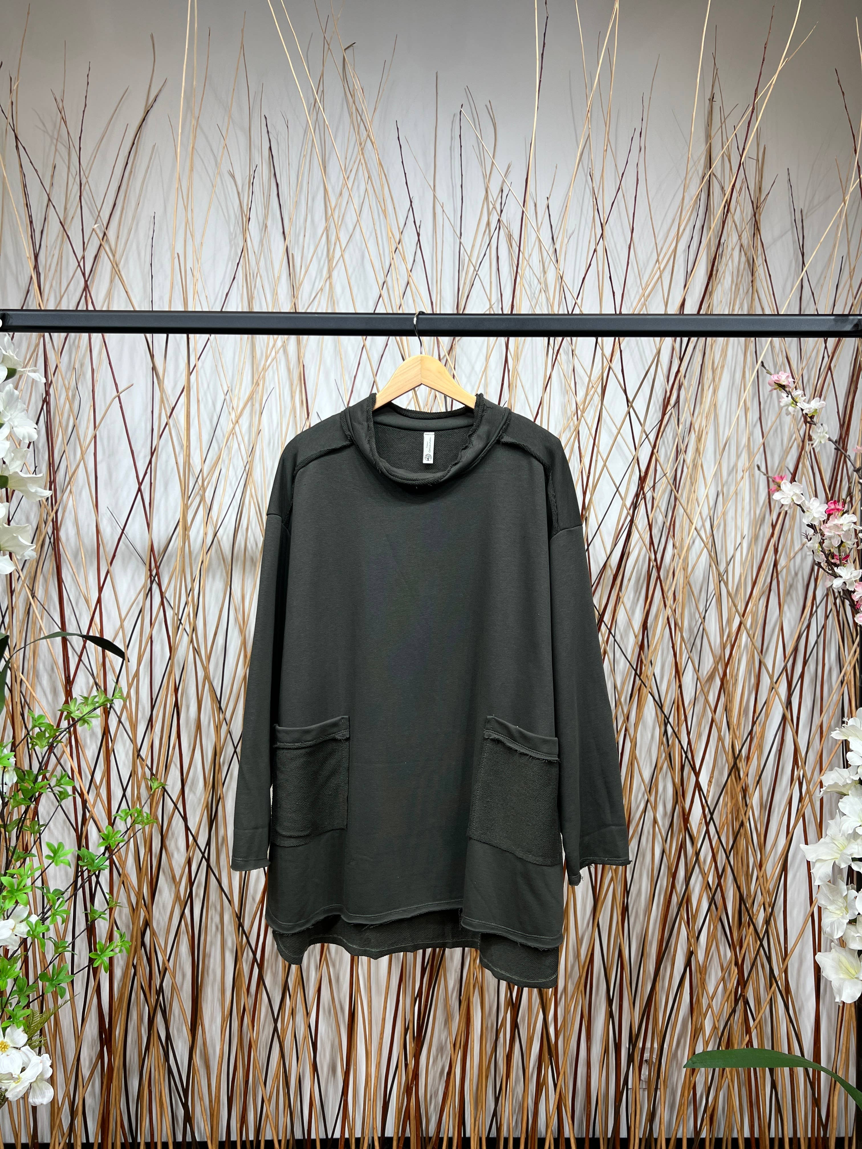 L'Emotion - Wholesale Sweatshirt - Women's - Cotton Large Functional Pockets Tunic Sweatshirt    0