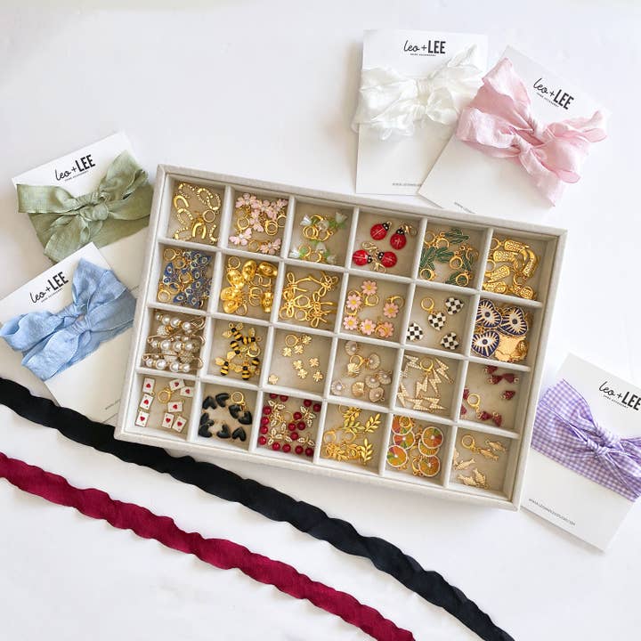 Boutique Shoe Charm Bar with Tray & Lace Sets for wholesale by Leo & Lee Studio