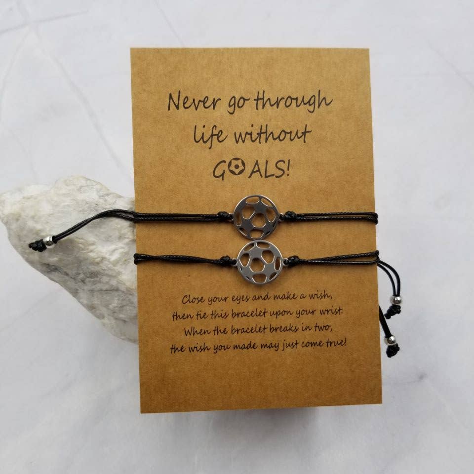 The Pretty Jewellery - Wholesale Charm/Dangle Bracelet - Sports Soccer Charm Bracelet - Set Of 21