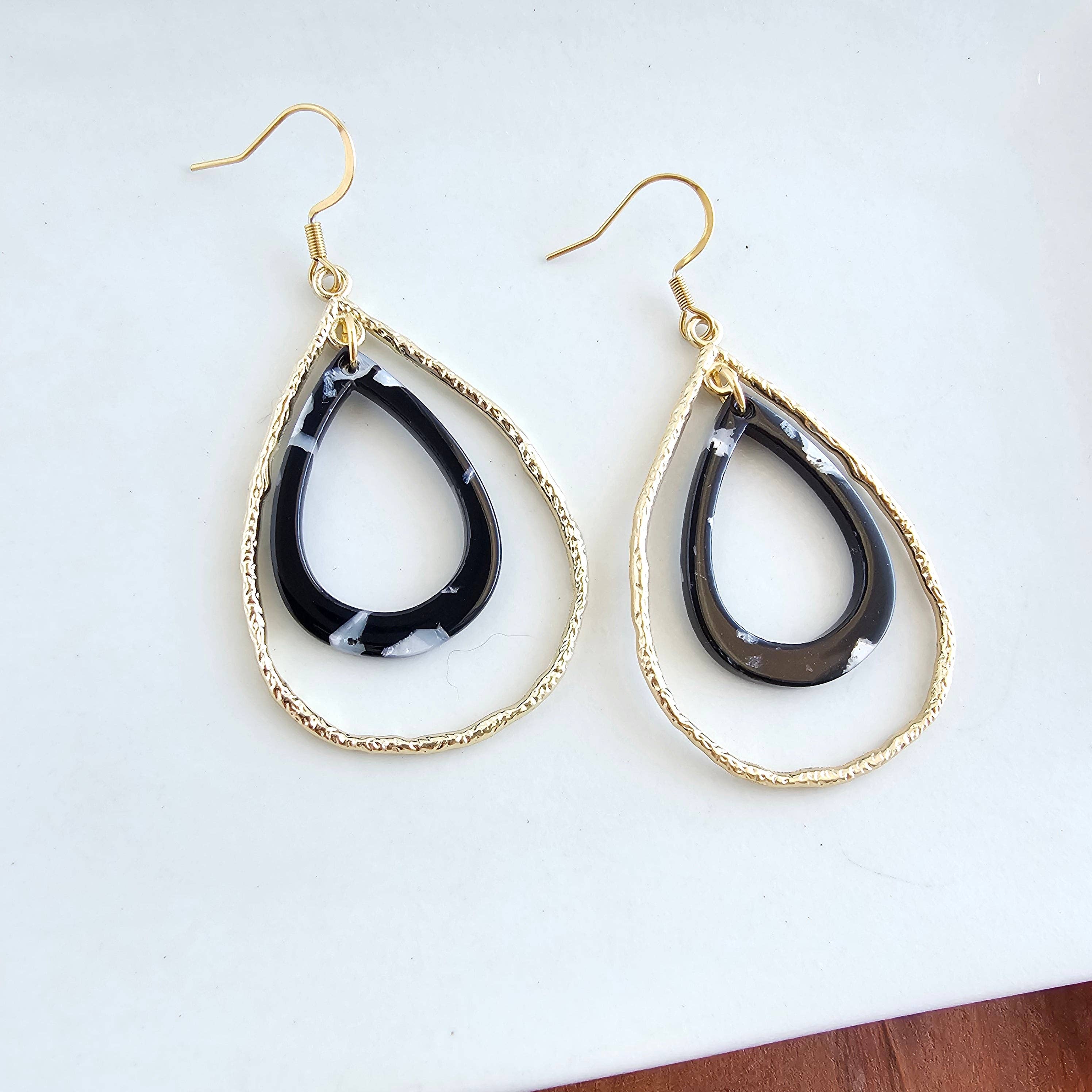 Spiffy & Splendid - Vente Boucles d'oreilles pendantes - Boucles d'oreilles Savannah - Noir Onyx // Bijoux, Automne5