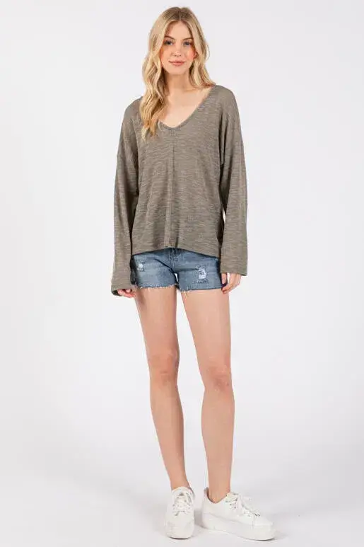 Final Touch - Wholesale Knit Top - Women's - V-Neck Knit Long Sleeve Top - T310444