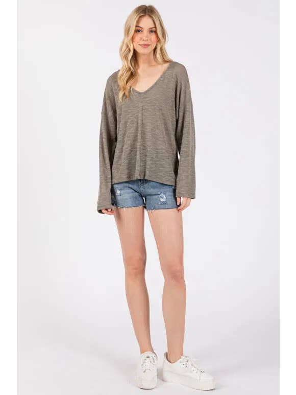 Final Touch - Wholesale Knit Top - Women's - V-Neck Knit Long Sleeve Top - T310444