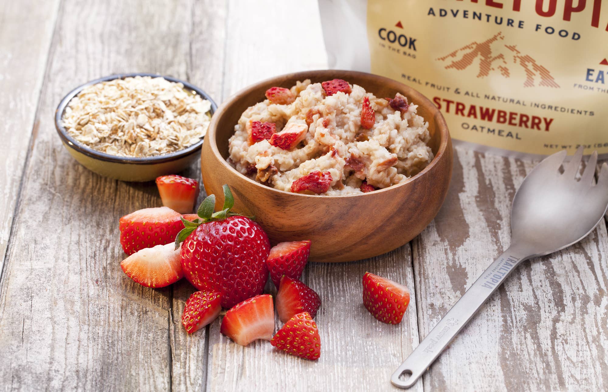 Trailtopia - Wholesale Oats - Strawberry Oatmeal2