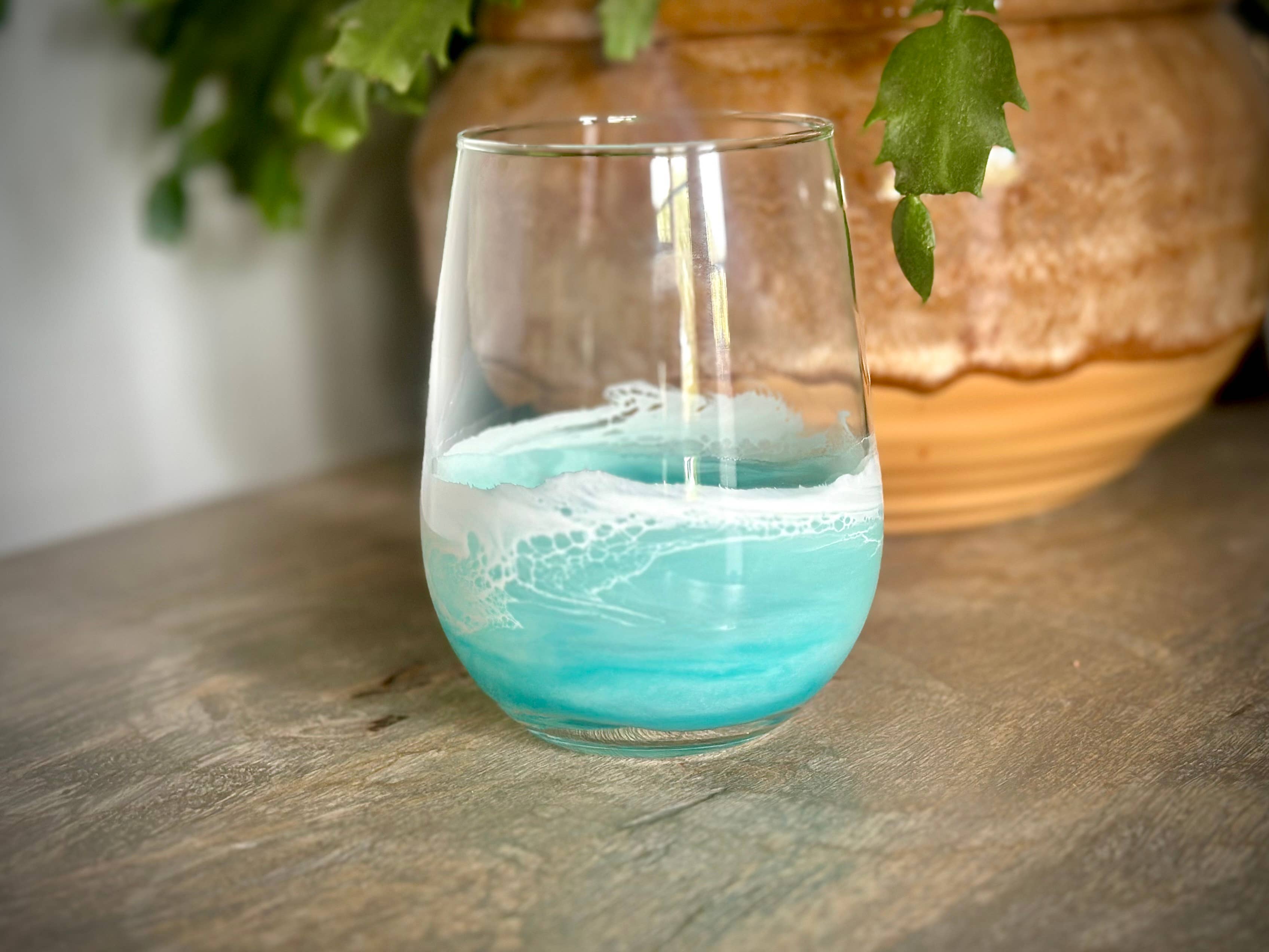 Artful Nests - Wholesale Wine Glass - Stemless Wine Glass with Resin Waves - Light Teal 8