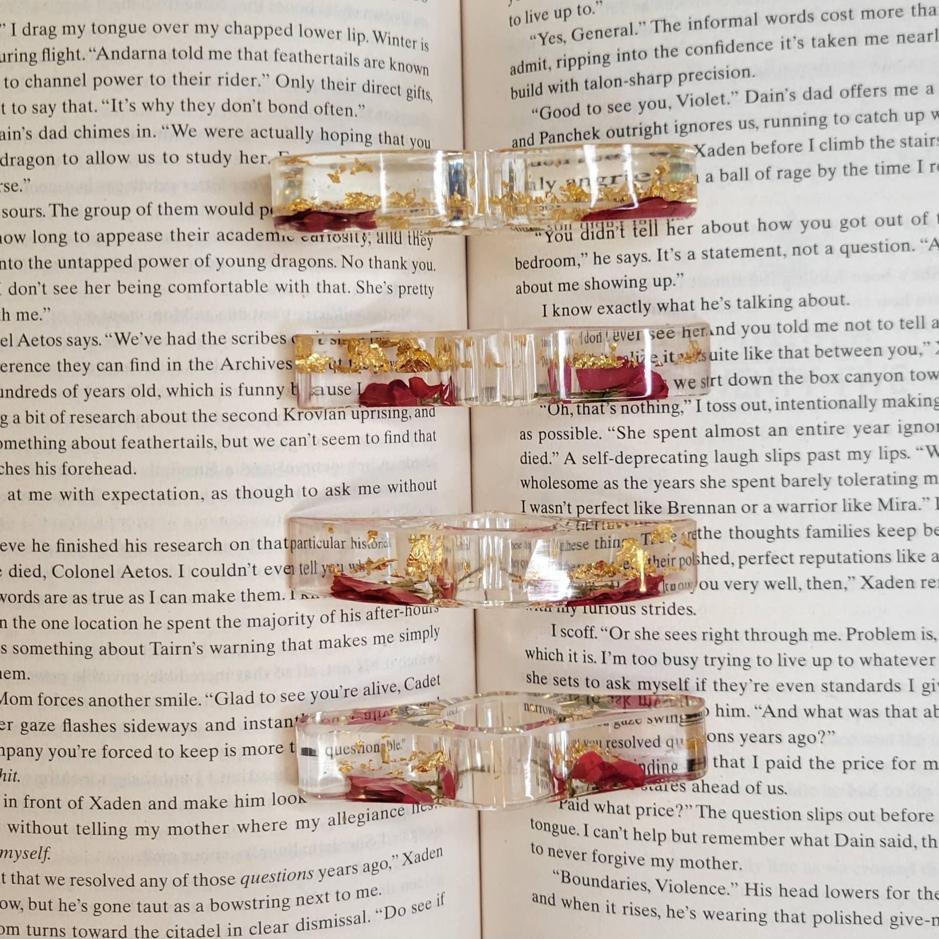 Botanically Bookish - Vente Marque-page - Porte-pages de livre floral, épandeur de pages avec pouce en forme de fleur3