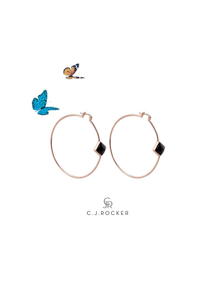 Créoles minces de 2 1/2 po avec anneaux en onyx noir | Or 18 carats, rhodium pour la vente par C.J.ROCKER