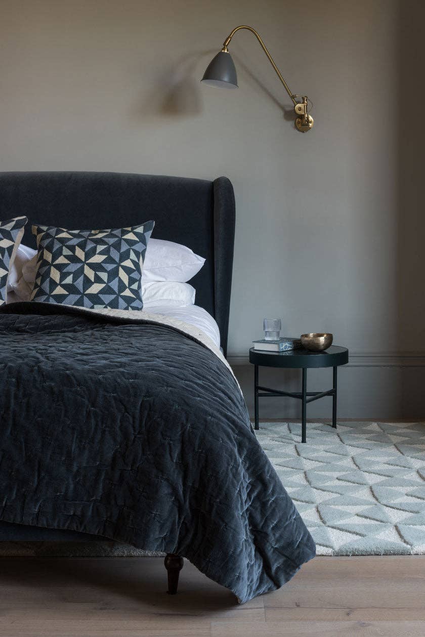 Niki Jones – wholesale Quilt – Velvet Linen Throw4